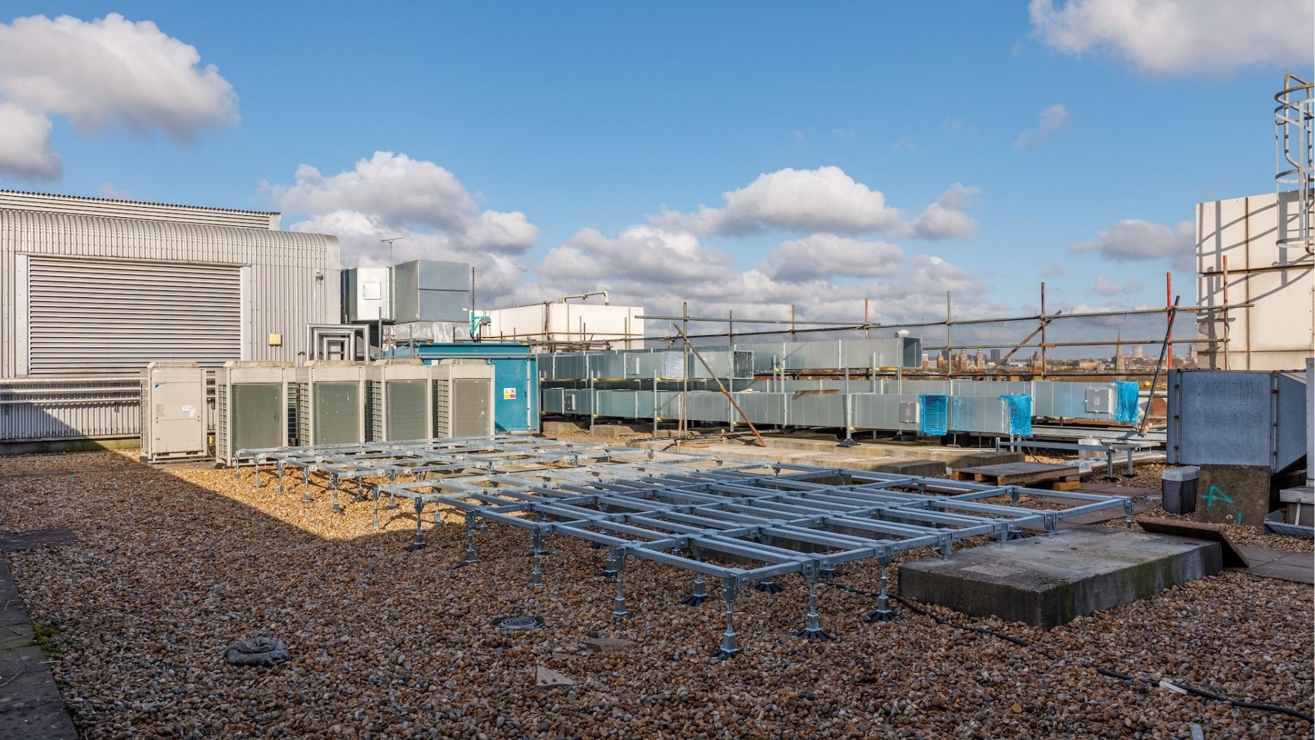 brymec duraframe installed on chelsea and westminster hospital roof